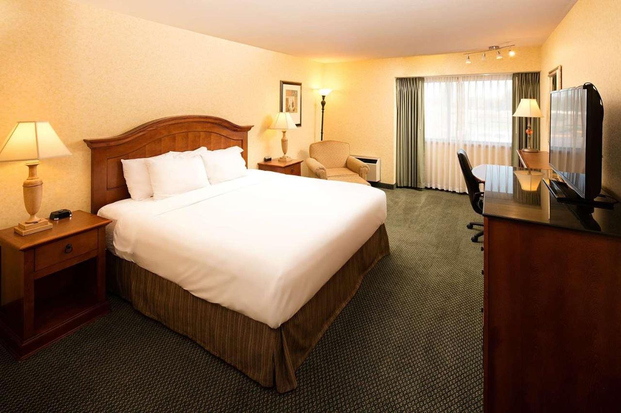 Red Lion Hotel Kennewick Columbia Center Exteriör bild